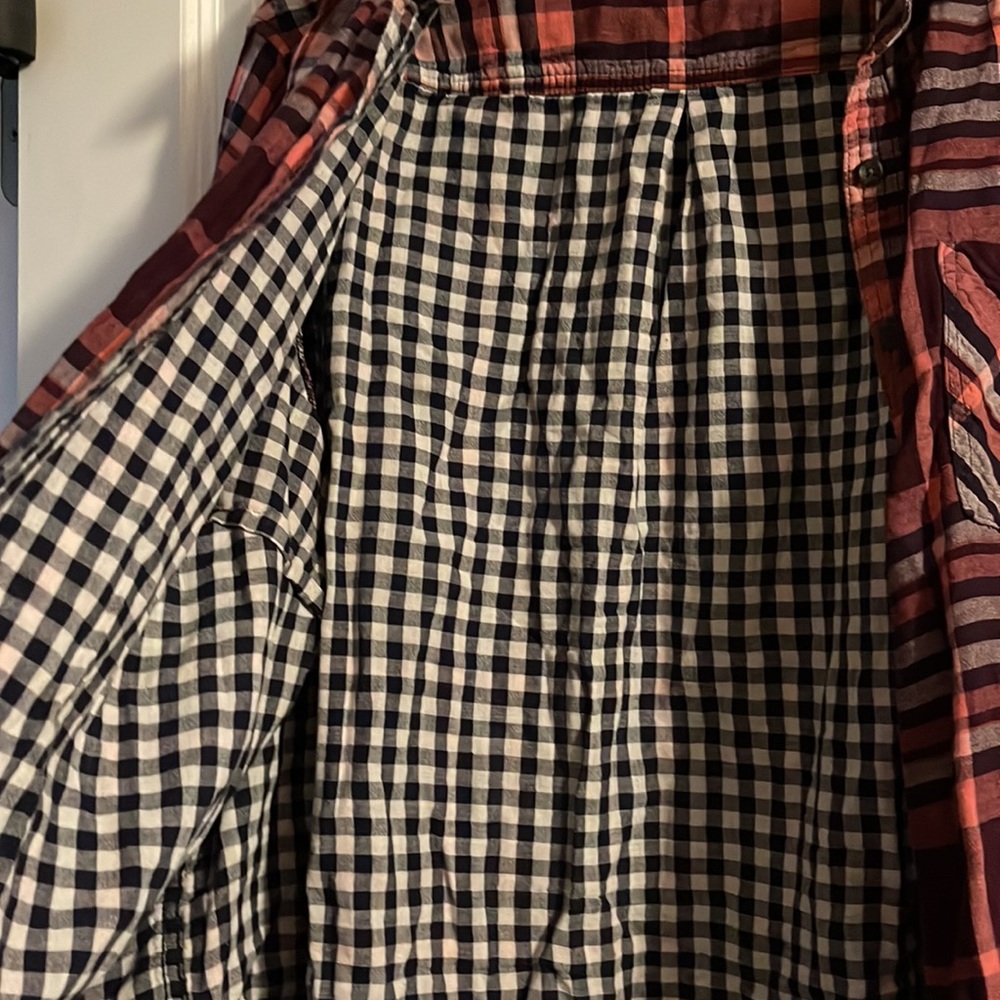 Plaid Top - Picture 4 of 5
